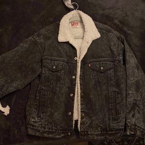 80s Vintage Levi’s denim Sherpa jacket